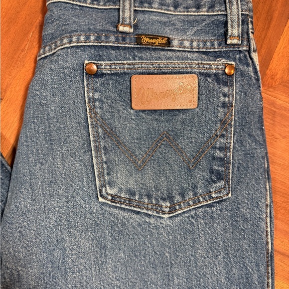 Wrangler 936DEN Jeans Made in USA 36x30 90s Rigid Denim Cowboy Fit - Picture 2 of 6